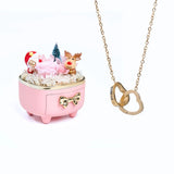 Caixa Rosa + Colar Dourado
